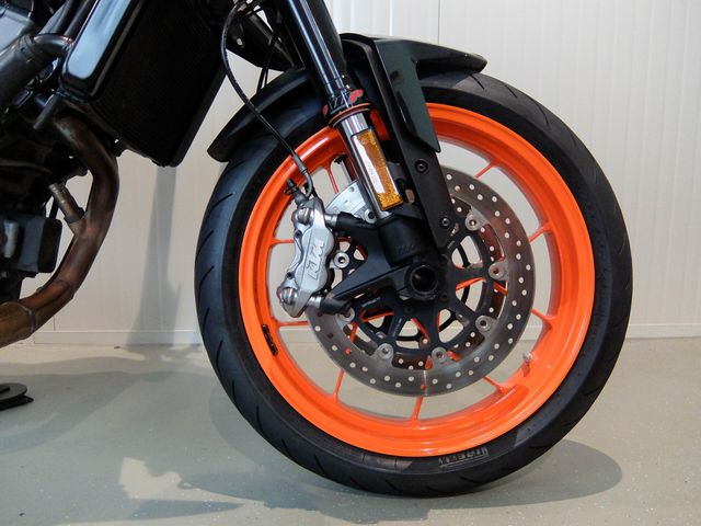 ktm - 790-duke