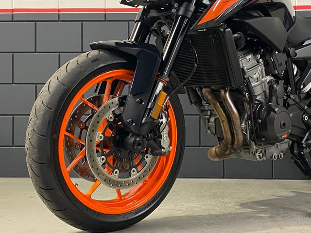 ktm - 790-duke