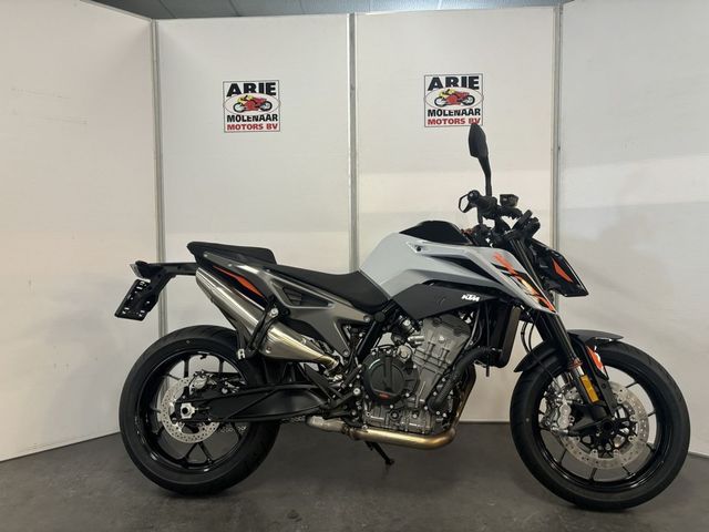 ktm - 790-duke