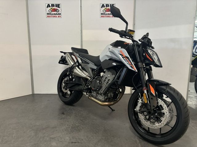 ktm - 790-duke