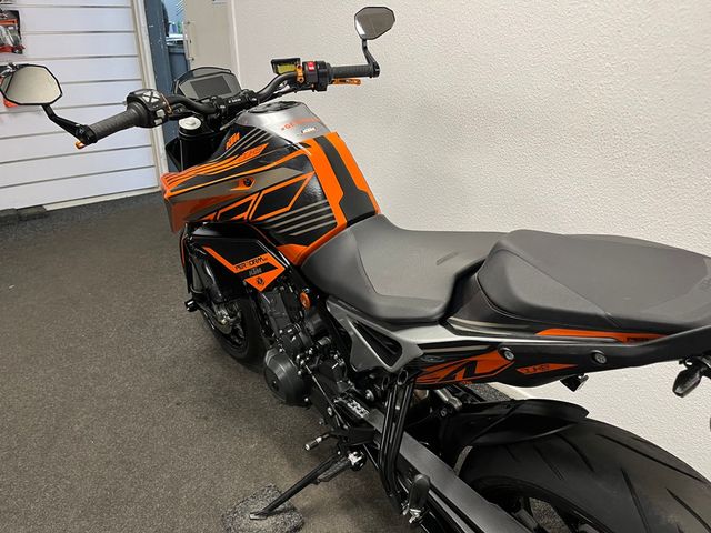 ktm - 790-duke