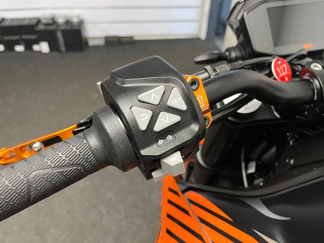 ktm - 790-duke