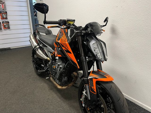 ktm - 790-duke