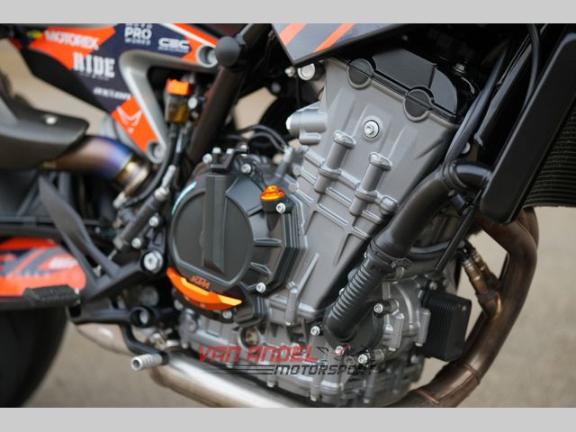 ktm - 790-duke