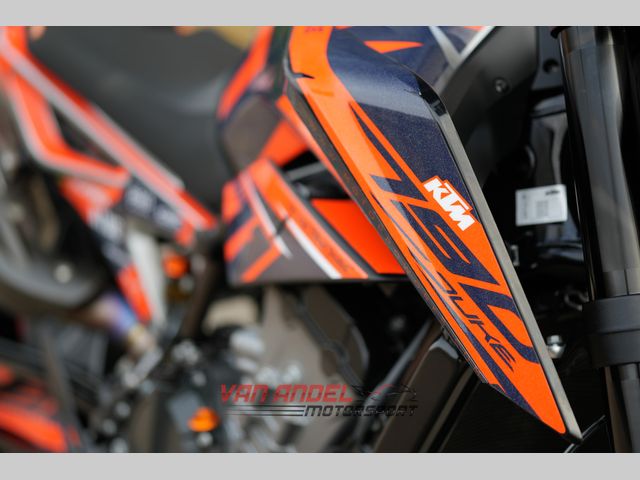 ktm - 790-duke