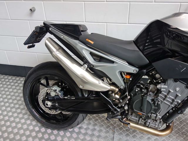 ktm - 790-duke