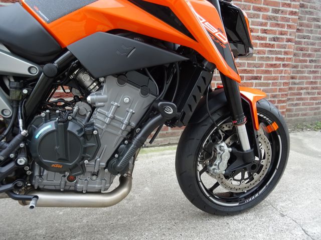 ktm - 790-duke