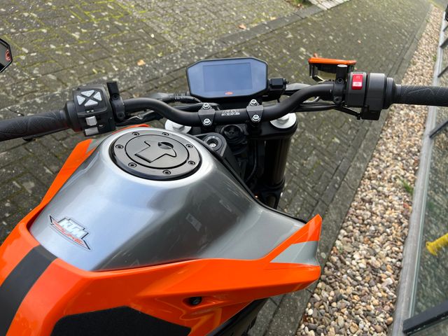 ktm - 790-duke