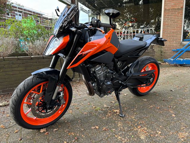 ktm - 790-duke