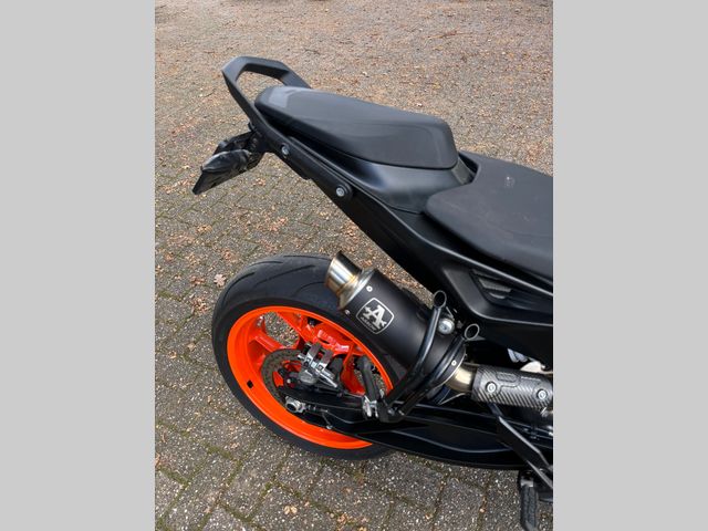 ktm - 790-duke