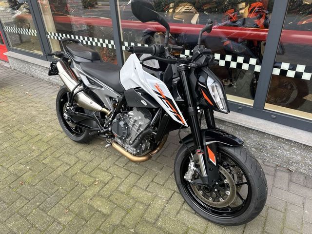 ktm - 790-duke