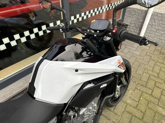 ktm - 790-duke