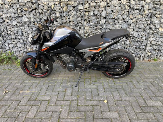 ktm - 790-duke