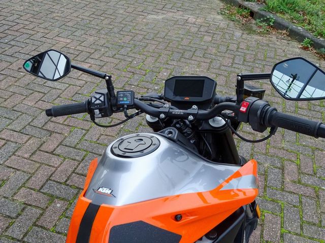 ktm - 790-duke