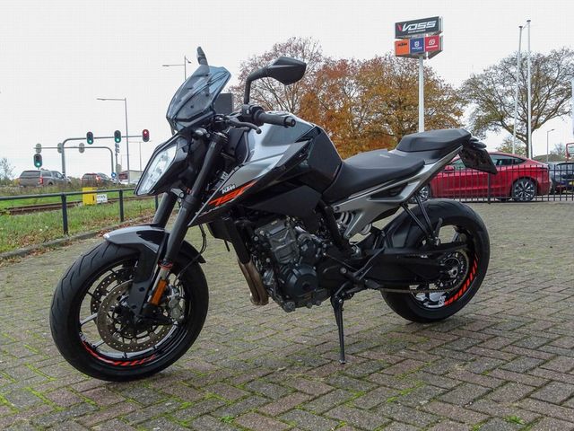 ktm - 790-duke