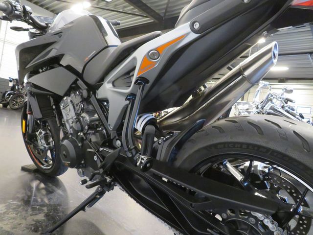 ktm - 790-duke