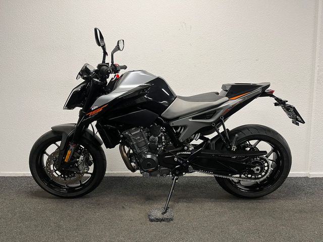 ktm - 790-duke