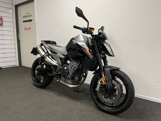 ktm - 790-duke