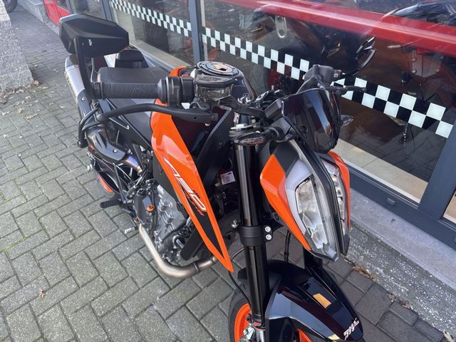 ktm - 790-duke