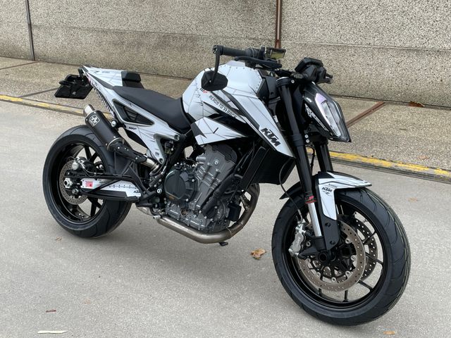 ktm - 790-duke