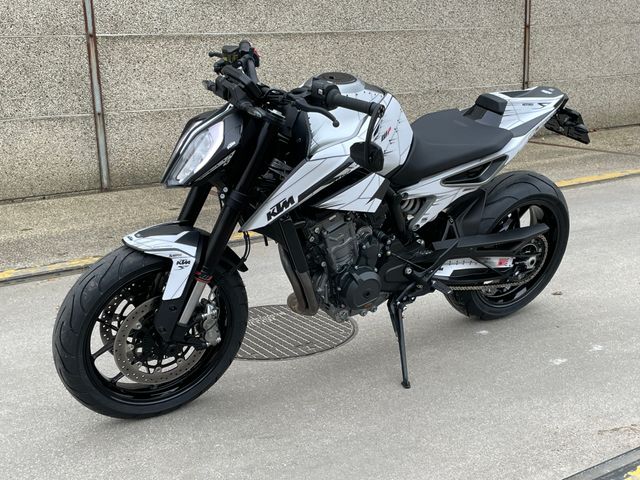 ktm - 790-duke