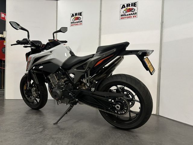 ktm - 790-duke