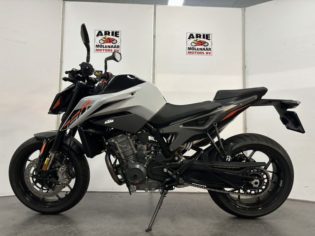 ktm - 790-duke