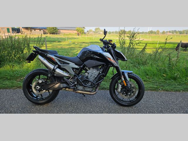 ktm - 790-duke