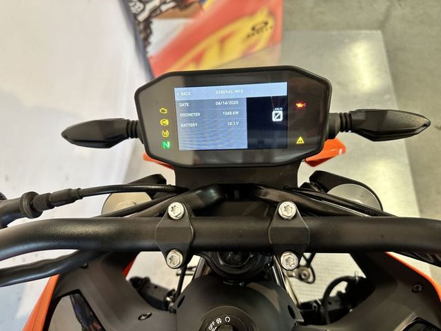 ktm - 790-duke