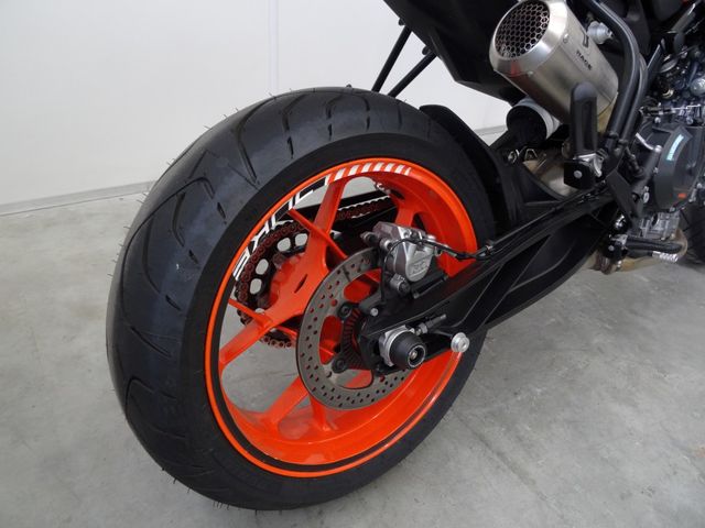 ktm - 790-duke