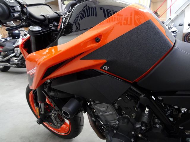 ktm - 790-duke