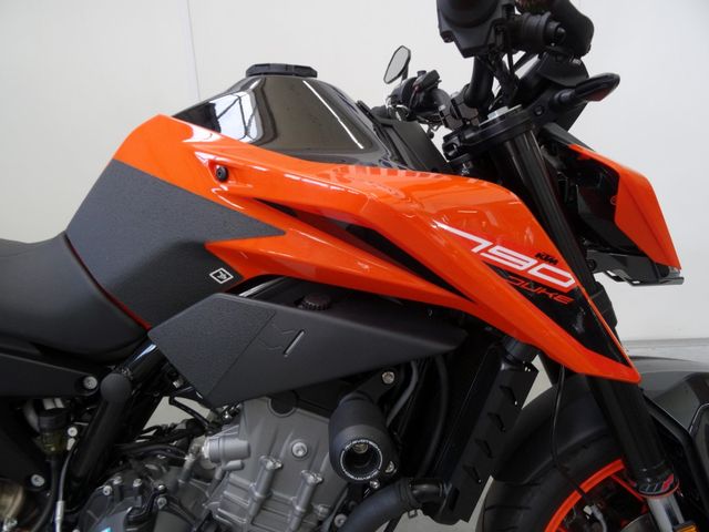 ktm - 790-duke