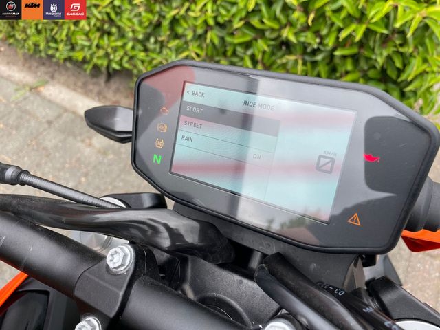 ktm - 790-duke