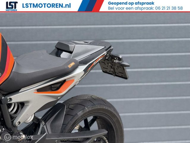 ktm - 790-duke