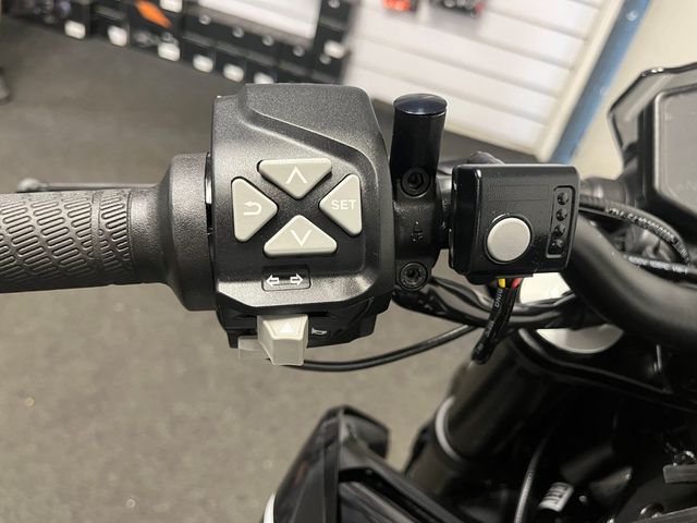 ktm - 790-duke
