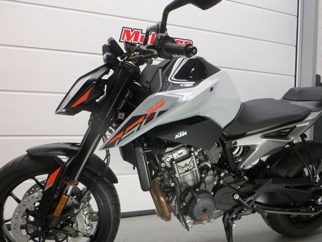 ktm - 790-duke-l