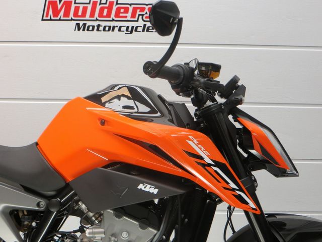 ktm - 790-duke-l