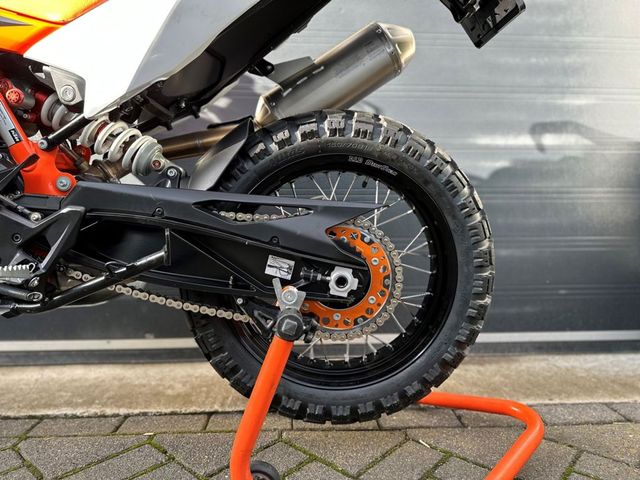 ktm - 890-adventure-r-rally