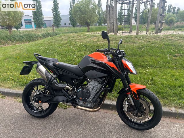 ktm - 890-duke
