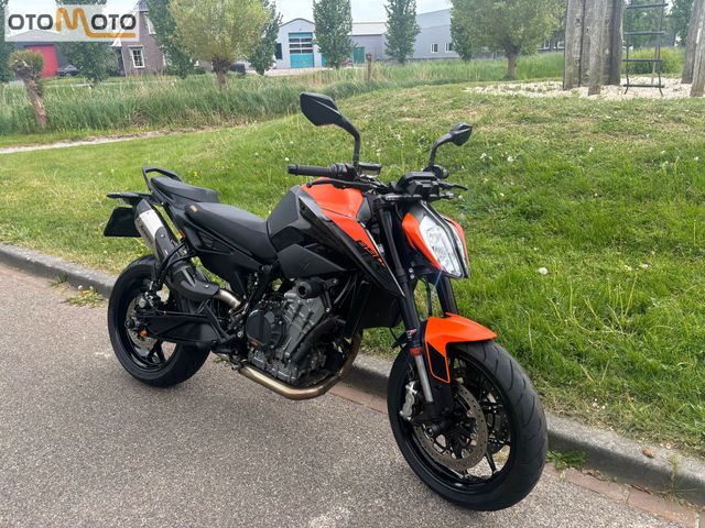 ktm - 890-duke