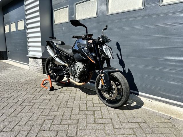 ktm - 890-duke