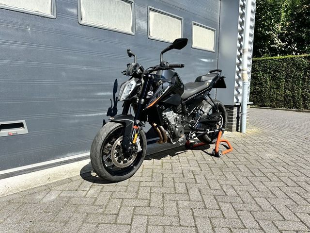 ktm - 890-duke