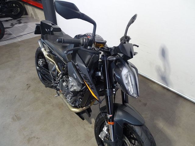 ktm - 890-duke