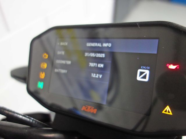 ktm - 890-duke