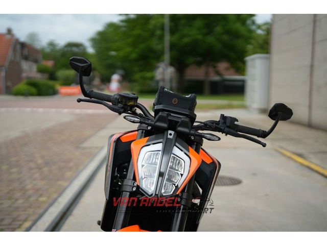ktm - 890-duke