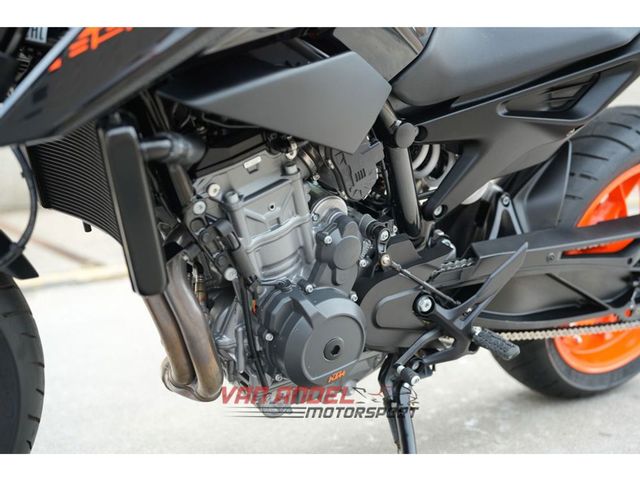 ktm - 890-duke