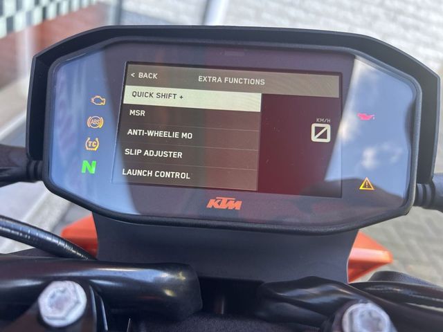 ktm - 890-duke-gp