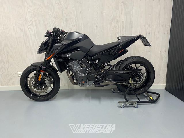ktm - 890-duke-l