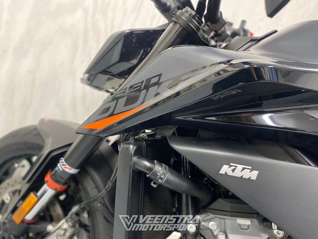 ktm - 890-duke-l