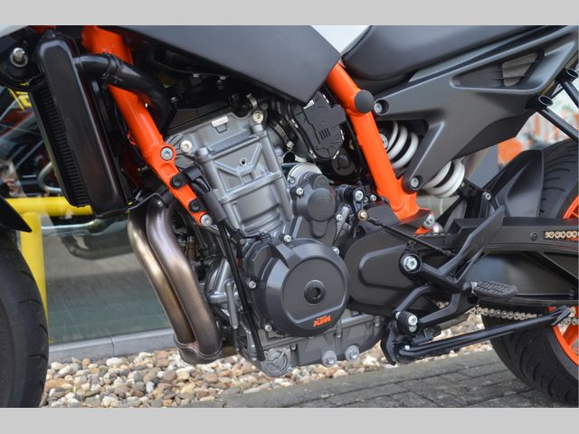 ktm - 890-duke-r